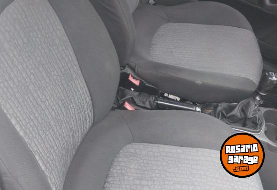 Autos - Fiat Punto 1.4 attractive 2012 GNC 160000Km - En Venta