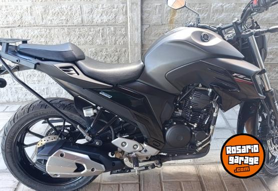 Motos - Yamaha FZ25 2023 Nafta 12000Km - En Venta