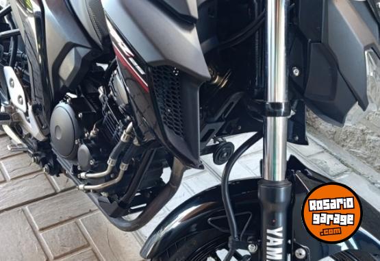 Motos - Yamaha FZ25 2023 Nafta 12000Km - En Venta