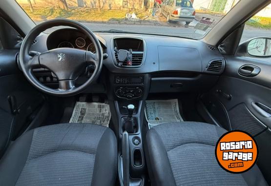 Autos - Peugeot 207 2013 Nafta 99000Km - En Venta