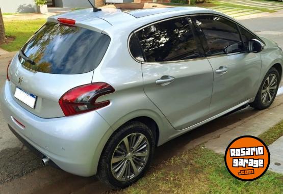 Autos - Peugeot 208 Feline 2018 Nafta 127000Km - En Venta