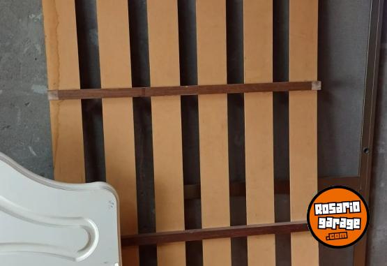 Hogar - VENDO CAMA INFANTIL LAQUEADA - En Venta