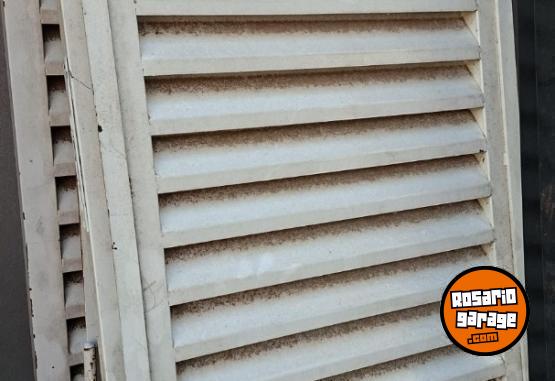 Hogar - 1 Ventana balcón de chapa celosía reforzada de 2,05 de alto x 2,24 de ancho - En Venta