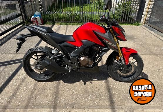 Motos - Honda Cb twister 300 2024 Nafta 3600Km - En Venta