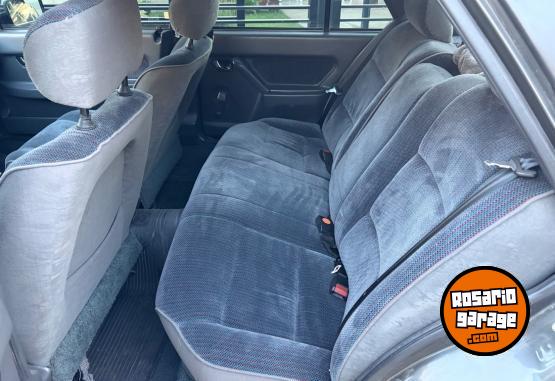 Autos - Peugeot 505 1992 Nafta 109000Km - En Venta