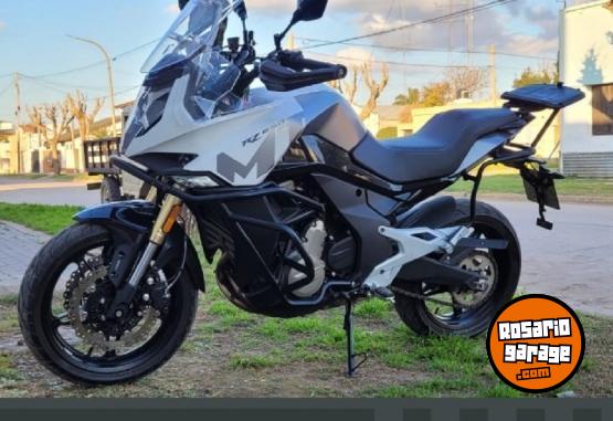 Motos - CF 650 MT 2022 Nafta 10968Km - En Venta