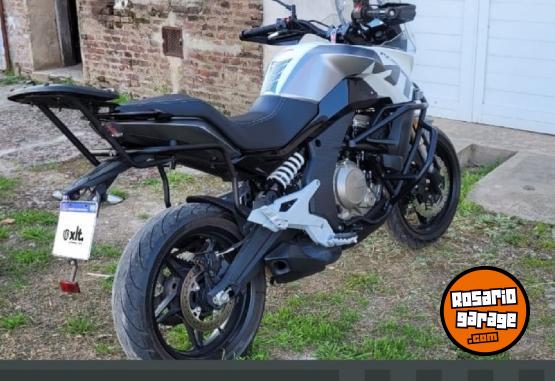 Motos - CF 650 MT 2022 Nafta 10968Km - En Venta