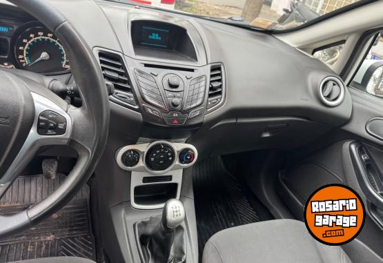 Autos - Ford FIESTA SE 2014 Nafta 102000Km - En Venta