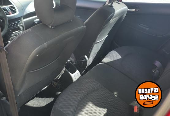 Autos - Peugeot 207 2011 GNC 110000Km - En Venta