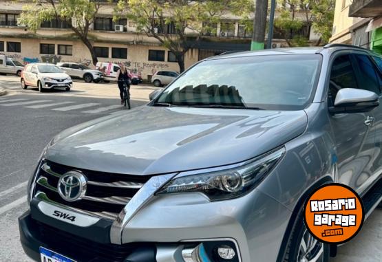 Camionetas - Toyota SW4 2019 Diesel 78000Km - En Venta