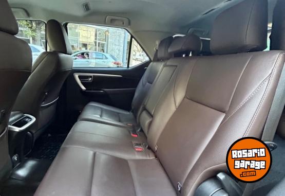 Camionetas - Toyota SW4 2019 Diesel 78000Km - En Venta