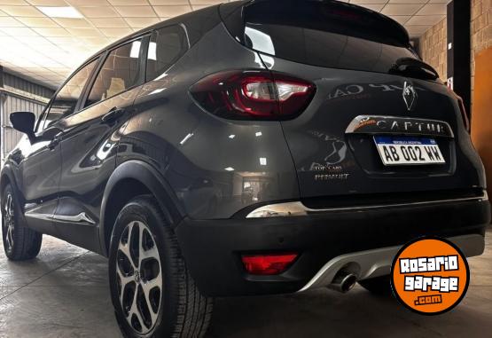 Autos - Renault Captur Instens 2017 Nafta 110000Km - En Venta