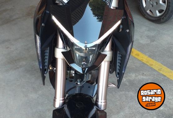 Motos - Zontes 310 r monobrazo 2023 Nafta 2500Km - En Venta