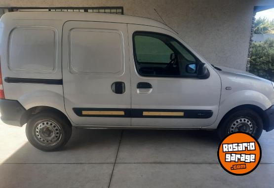 Utilitarios - Renault kangoo 2014 Nafta 245000Km - En Venta