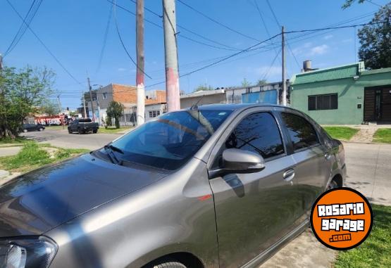 Autos - Toyota Etios 4 puertas XLS 2020 Nafta 45000Km - En Venta