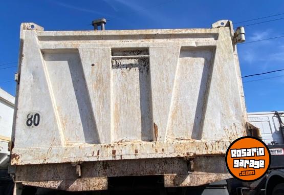 Camiones y Gras - IVECO TRAKKER 2007 - En Venta