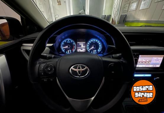 Autos - Toyota corolla 2015 Nafta 127500Km - En Venta