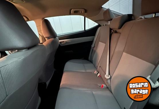 Autos - Toyota corolla 2015 Nafta 127500Km - En Venta