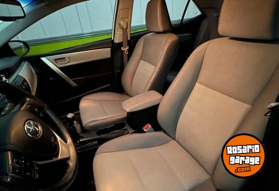 Autos - Toyota corolla 2015 Nafta 127500Km - En Venta