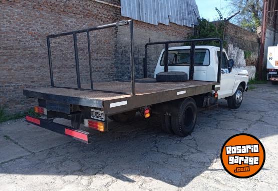 Camiones y Grúas - Ford 350 vendo o permuto - En Venta