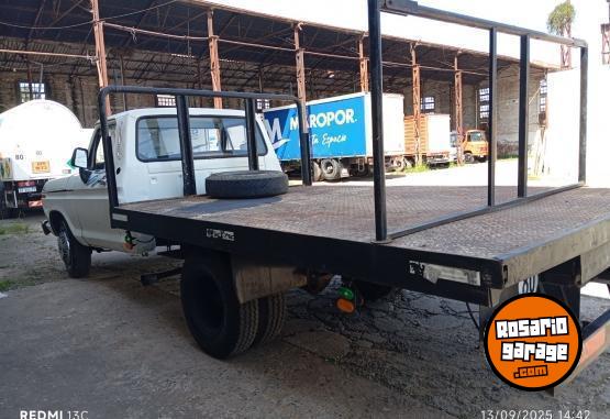Camiones y Grúas - Ford 350 vendo o permuto - En Venta