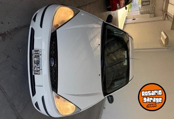 Autos - Ford Focus 2009 Nafta 250000Km - En Venta