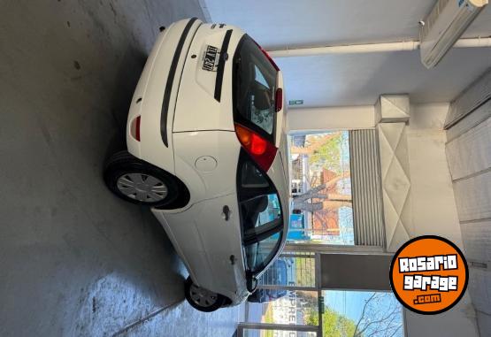 Autos - Ford Focus 2009 Nafta 250000Km - En Venta