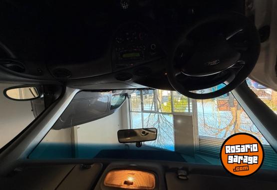 Autos - Ford Focus 2009 Nafta 250000Km - En Venta