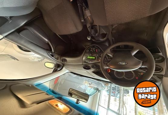 Autos - Ford Focus 2009 Nafta 250000Km - En Venta