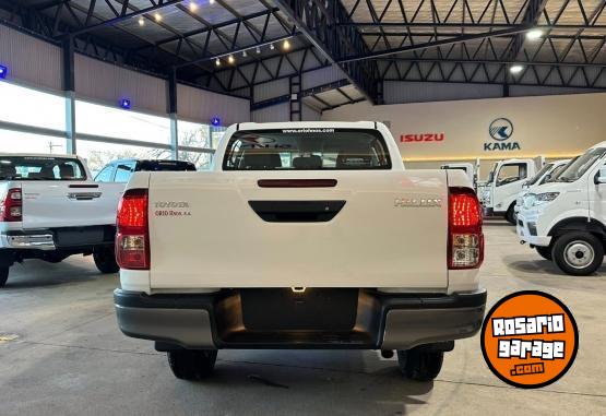 Camionetas - Toyota HILUX D/C TDI A/T 4x4 2025 Diesel 0Km - En Venta