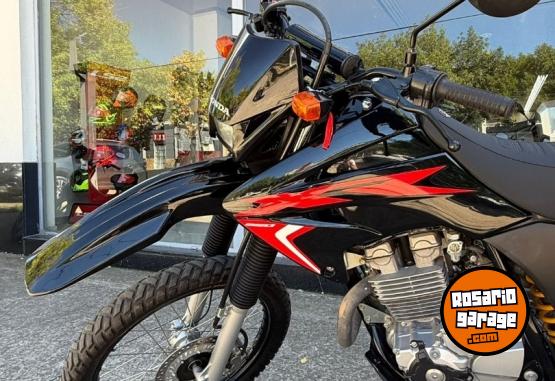 Motos - Honda XR 250 TORNADO 2022 Nafta 7300Km - En Venta
