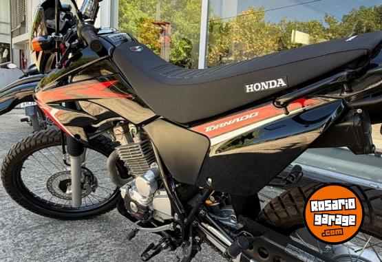 Motos - Honda XR 250 TORNADO 2022 Nafta 7300Km - En Venta