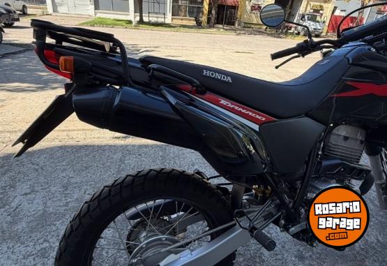 Motos - Honda XR 250 TORNADO 2022 Nafta 7300Km - En Venta