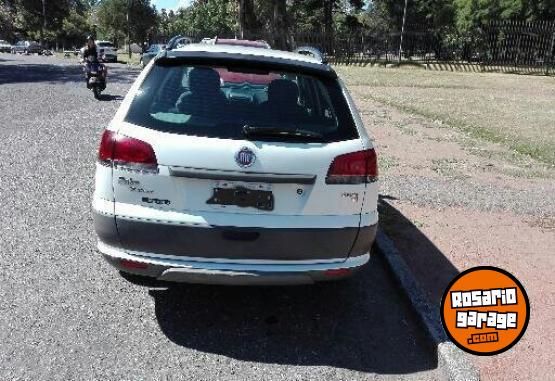 Autos - Fiat PALIO WEEKEND TREKKING 2013 Nafta 210000Km - En Venta