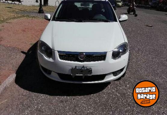 Autos - Fiat PALIO WEEKEND TREKKING 2013 Nafta 210000Km - En Venta
