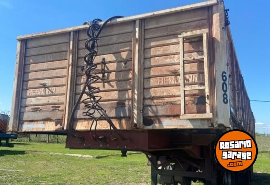 Camiones y Gras - SEMIRREMOLQUE BIVUELVO HERMANN 10.5MTS DE LARGO - En Venta