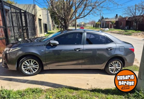 Autos - Toyota Corolla 2017 Nafta 80000Km - En Venta