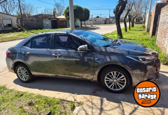 Autos - Toyota Corolla 2017 Nafta 80000Km - En Venta