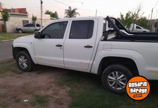 Camionetas - Volkswagen AMAROK 2.0L TDI 140 CV 2015 Diesel 200000Km - En Venta