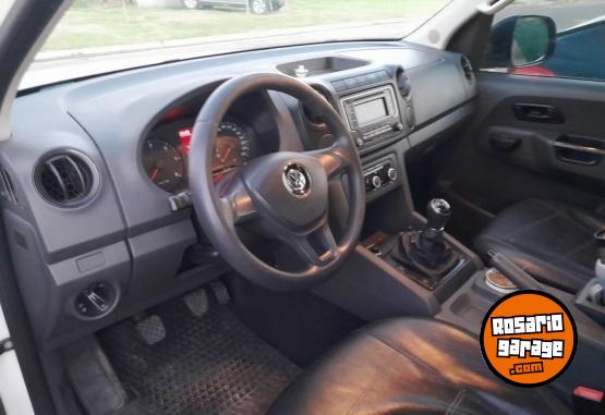 Camionetas - Volkswagen AMAROK 2.0L TDI 140 CV 2015 Diesel 200000Km - En Venta