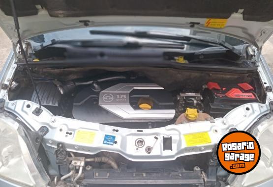Autos - Chevrolet Meriva GL 1.8 2010 Nafta 145000Km - En Venta