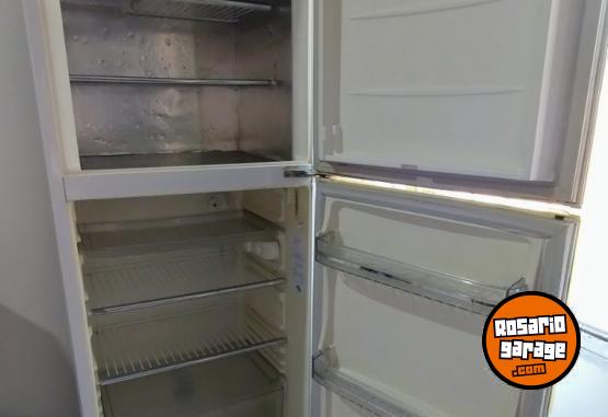 Hogar - Heladera con Freezer usada - En Venta