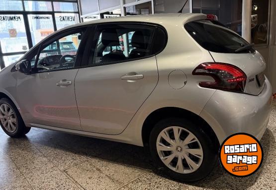 Autos - Peugeot 208 ACTIVE 2017 Nafta 72000Km - En Venta