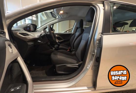 Autos - Peugeot 208 ACTIVE 2017 Nafta 72000Km - En Venta