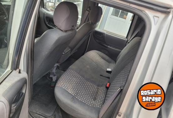 Camionetas - Ford Ranger 2.8 xls 2005 Diesel 309200Km - En Venta