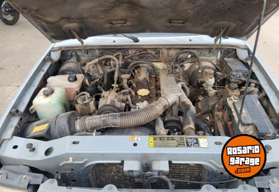 Camionetas - Ford Ranger 2.8 xls 2005 Diesel 309200Km - En Venta