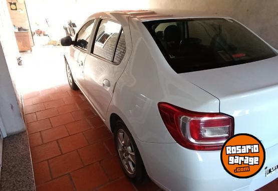 Autos - Renault Logan 2016 GNC 143000Km - En Venta