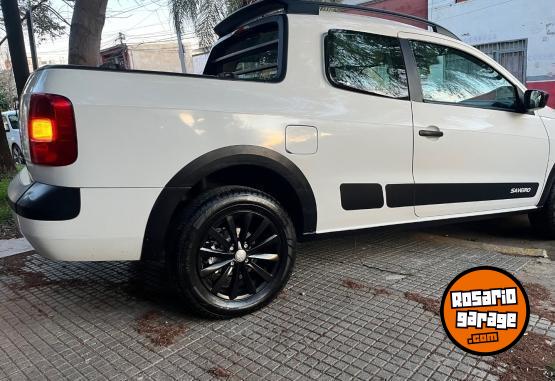 Camionetas - Volkswagen SAVEIRO/DOBLE CABINA 2015 Nafta 180000Km - En Venta