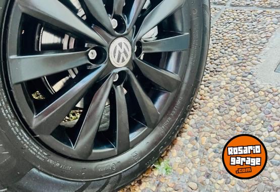 Camionetas - Volkswagen SAVEIRO/DOBLE CABINA 2015 Nafta 180000Km - En Venta