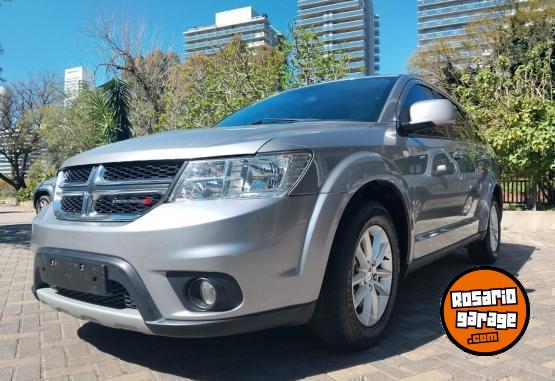 Camionetas - Dodge Journey SXT 2.4 3 filas 2017 Nafta  - En Venta